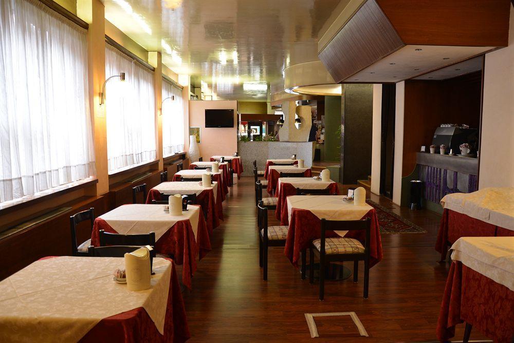 Hotel Salieri Леньяго Экстерьер фото