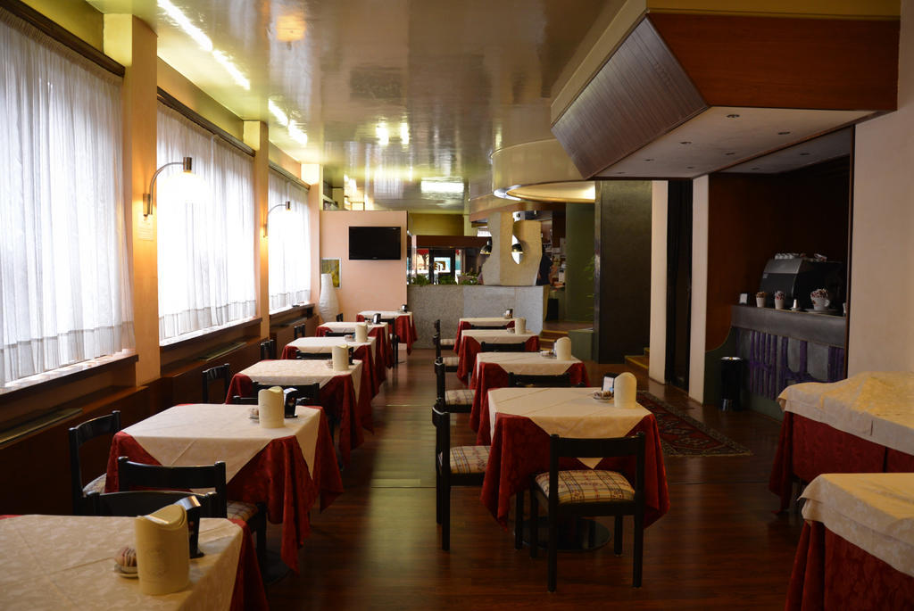 Hotel Salieri Леньяго Экстерьер фото